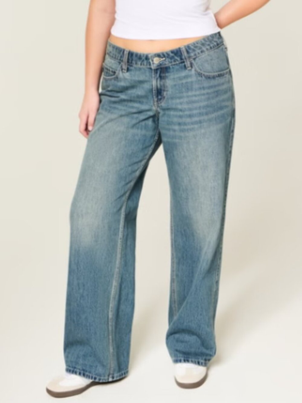 Hollister Women's Low Rise Baggy Jeans Size S Medium Wash Wide Leg Relaxed Fit